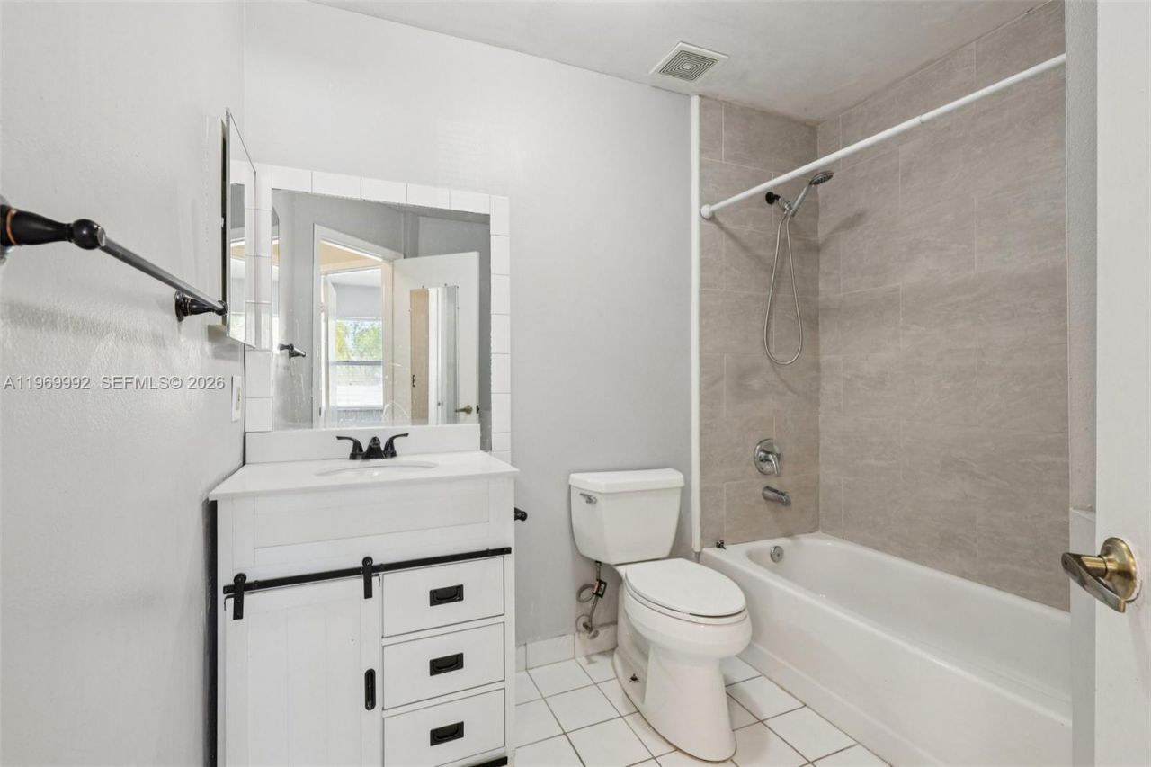 9700 SW 59th St, Cooper City, FL 33328 Photo