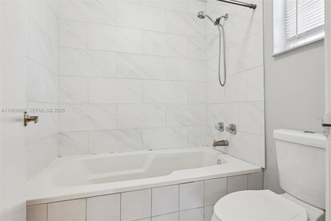 9700 SW 59th St, Cooper City, FL 33328 Photo