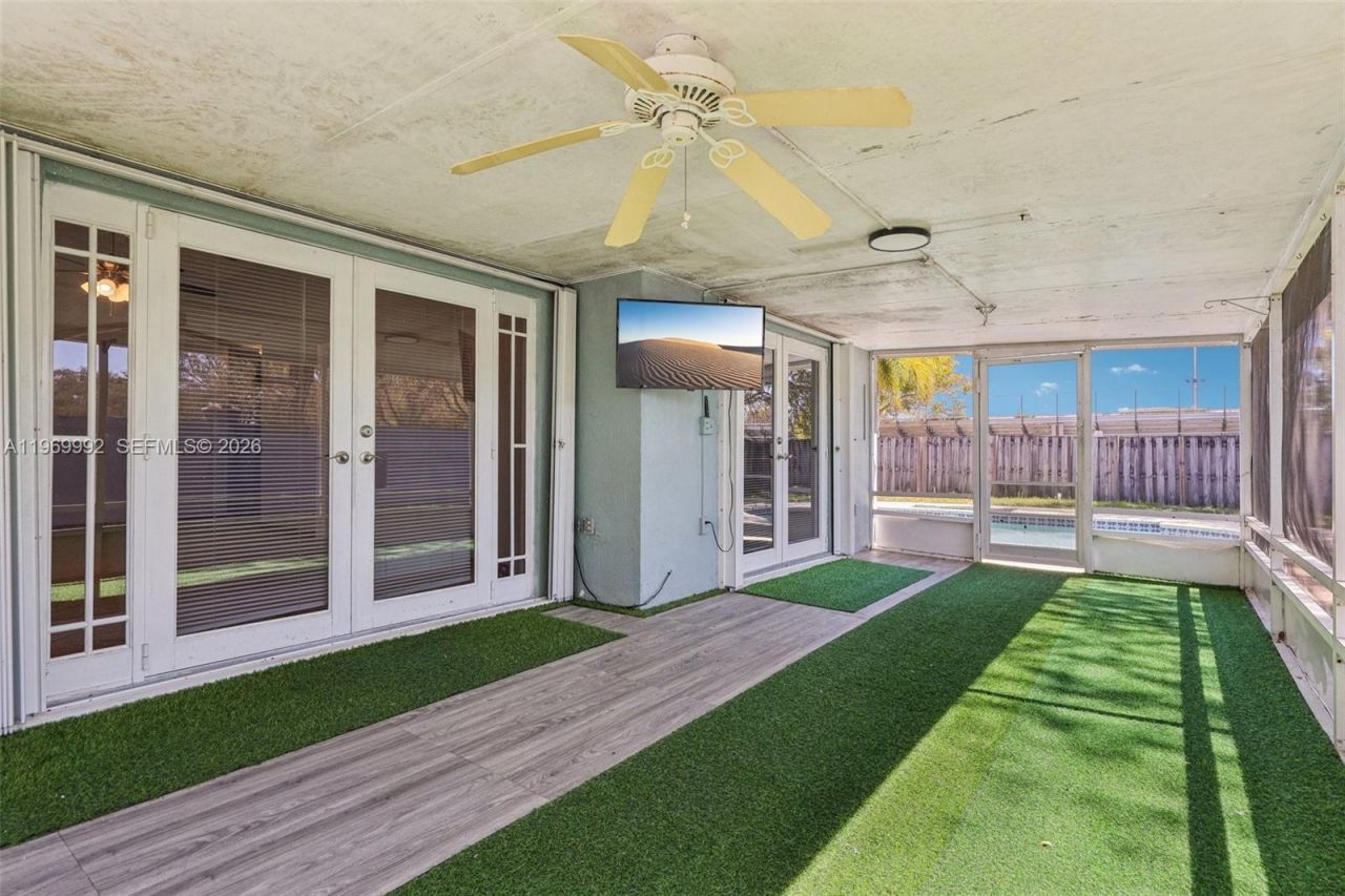 9700 SW 59th St, Cooper City, FL 33328 Photo