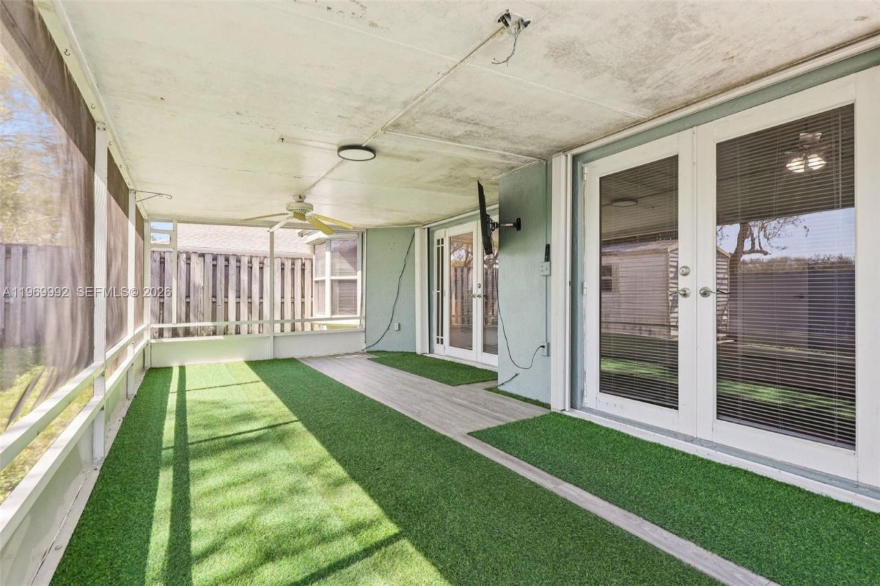 9700 SW 59th St, Cooper City, FL 33328 Photo