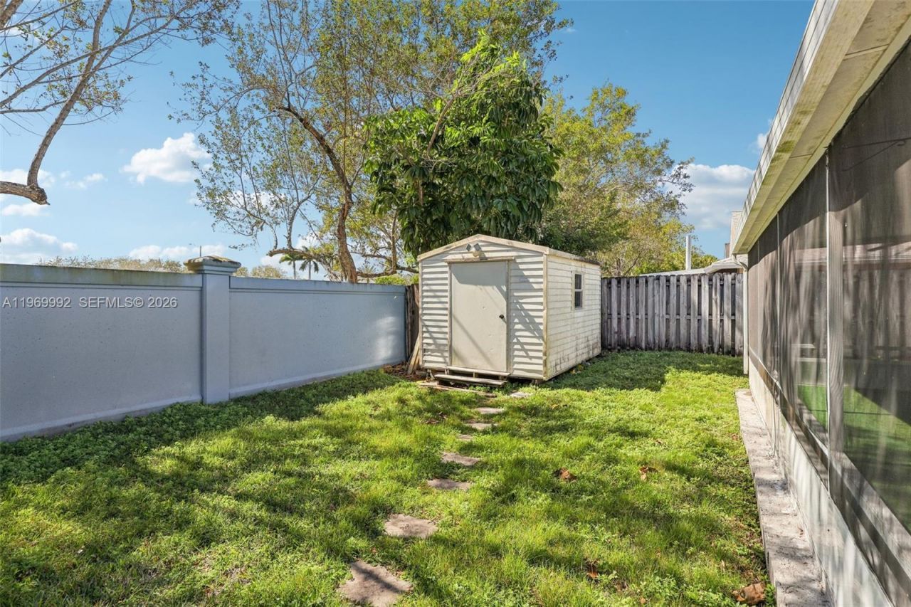 9700 SW 59th St, Cooper City, FL 33328 Photo