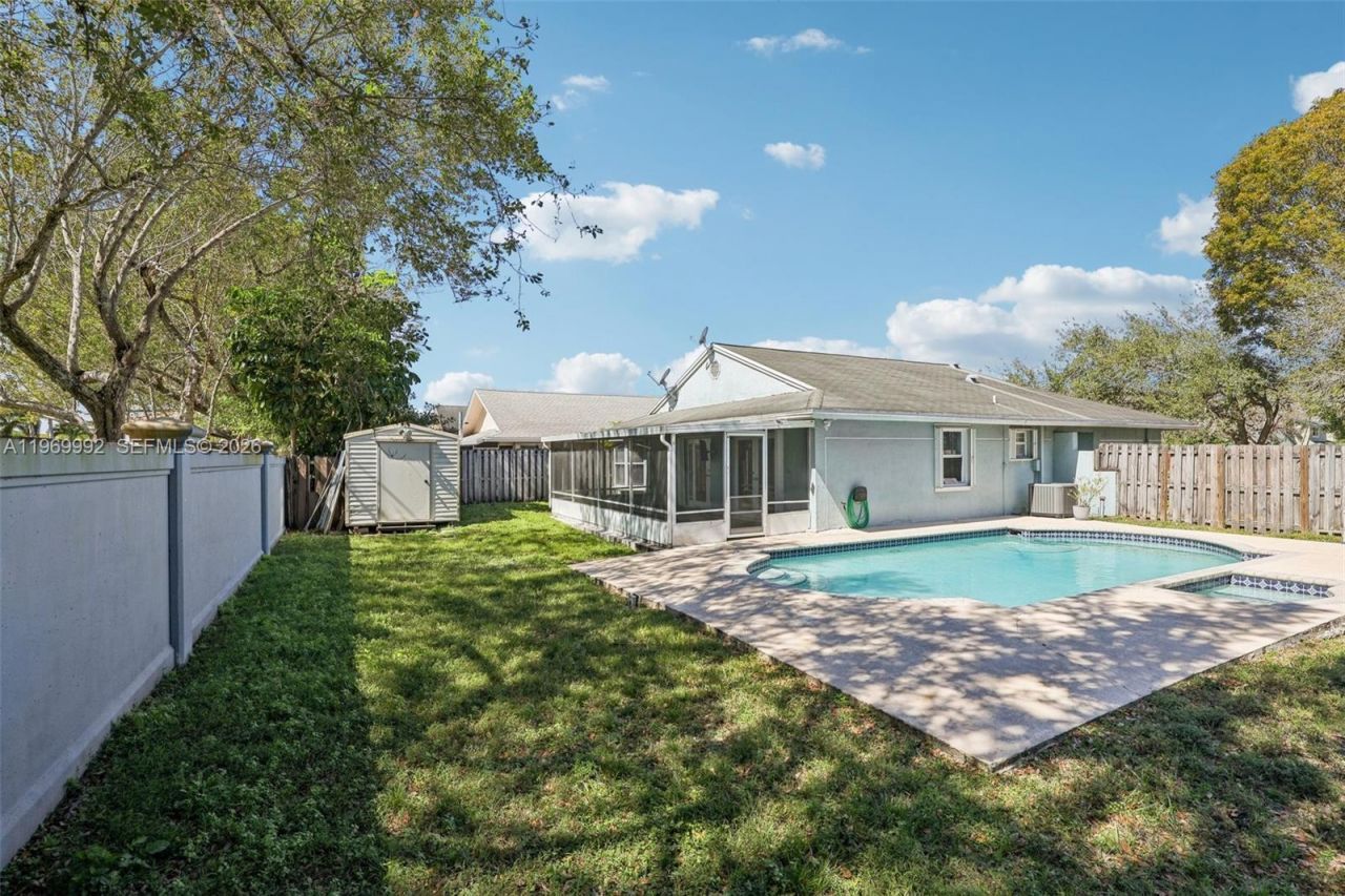 9700 SW 59th St, Cooper City, FL 33328 Photo