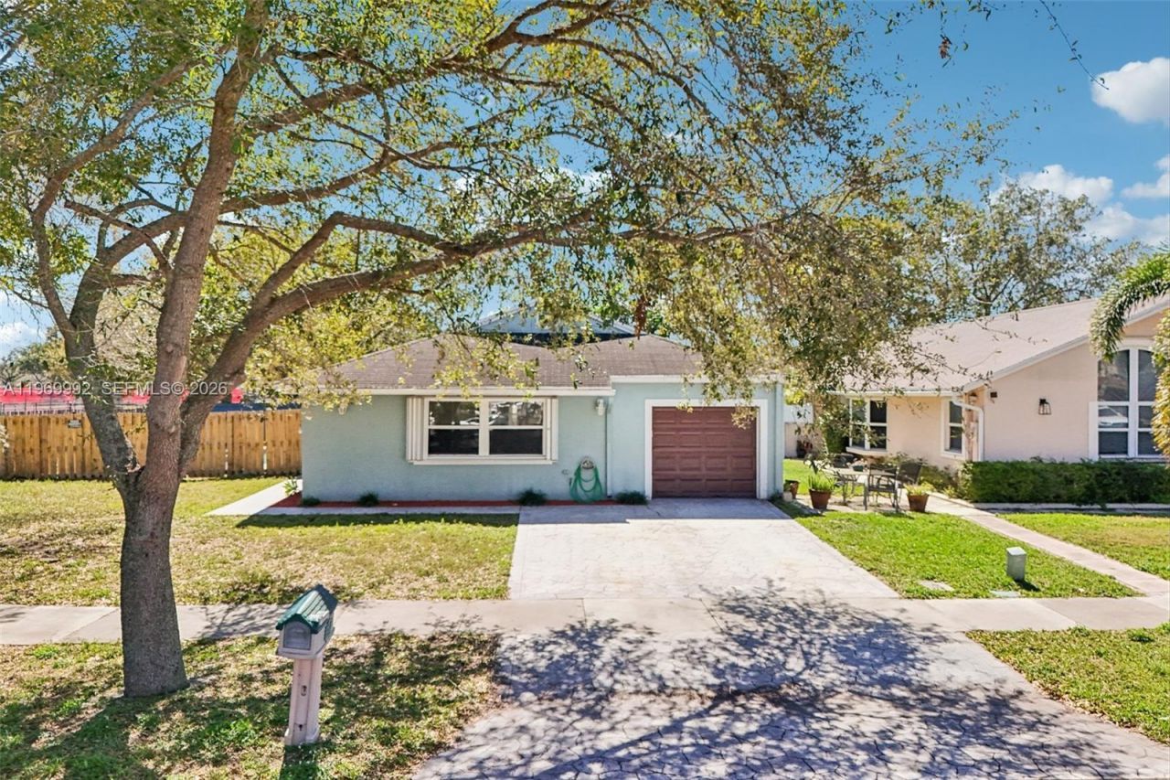 9700 SW 59th St, Cooper City, FL 33328 Photo