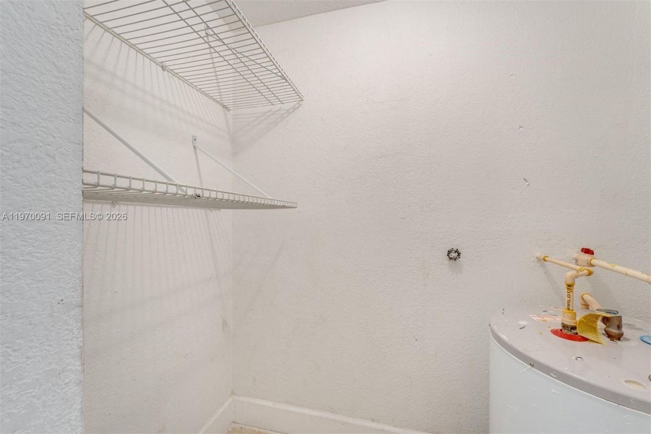 1142 99th St, Unit 23, Bay Harbor Islands, FL 33154 Photo