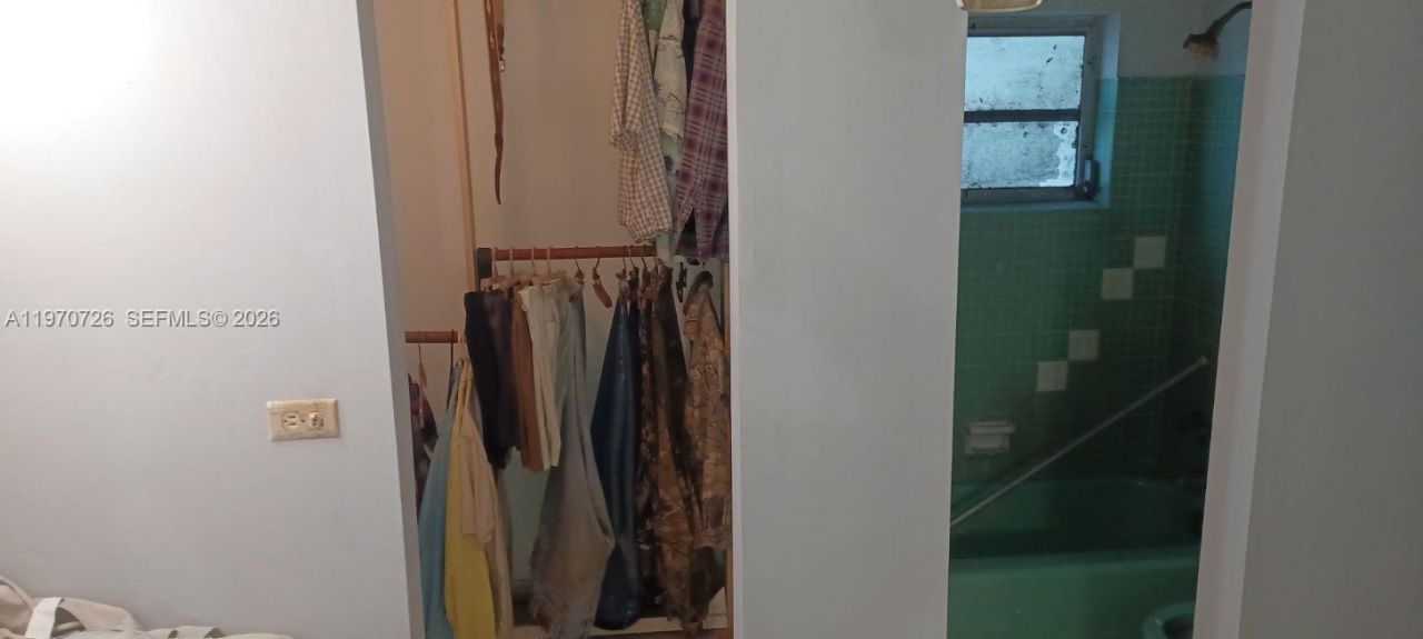 2215 Wiley St, Hollywood, FL 33020 Photo