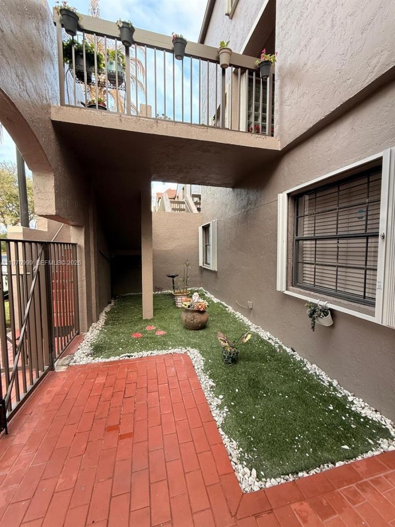 13044 SW 88th Ter N , Unit 105, Miami, FL 33186 Photo