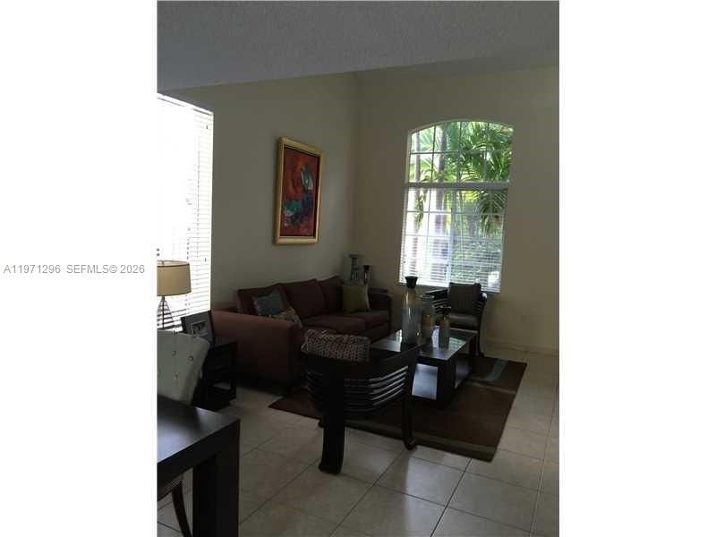 10863 NW 53 Ln, Doral, FL 33178 Photo
