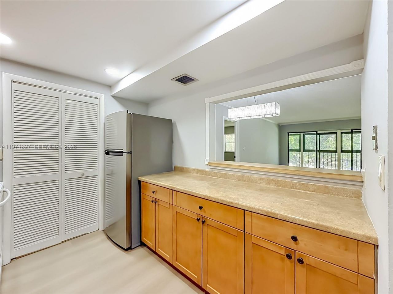 210 Lakeview Dr, Unit 306, Weston, FL 33326 Photo