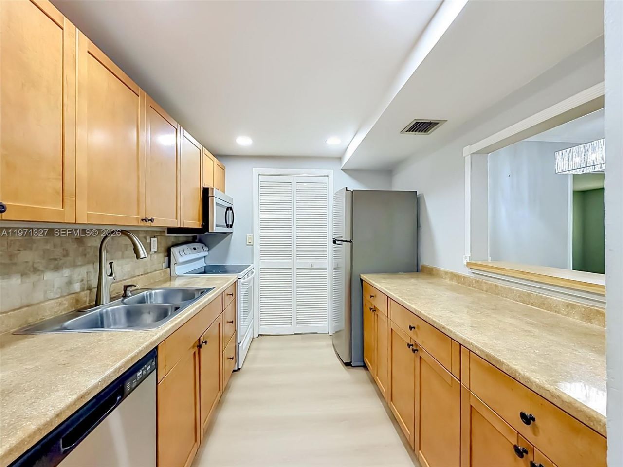 210 Lakeview Dr, Unit 306, Weston, FL 33326 Photo