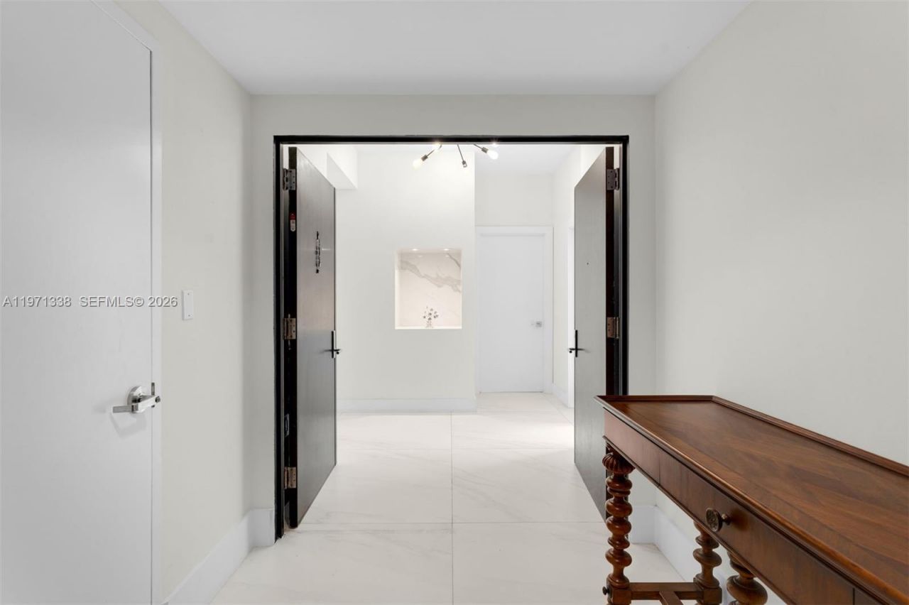 900 Biscayne Blvd, Unit 4202, Miami, FL 33132 Photo