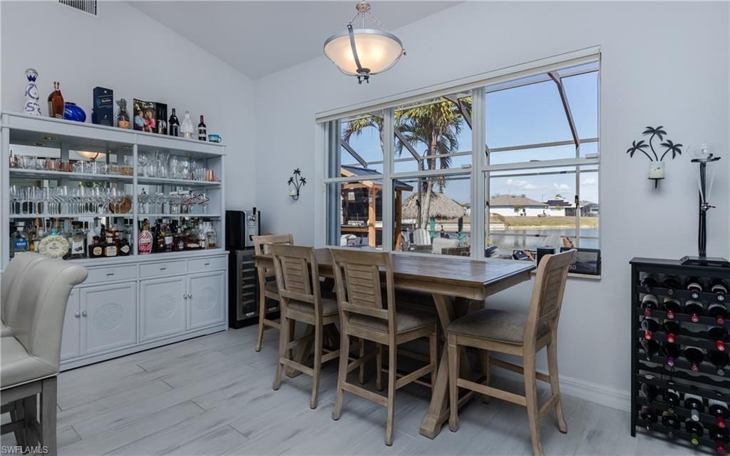 1505 SE 4th St, Cape Coral, FL 33990 Photo