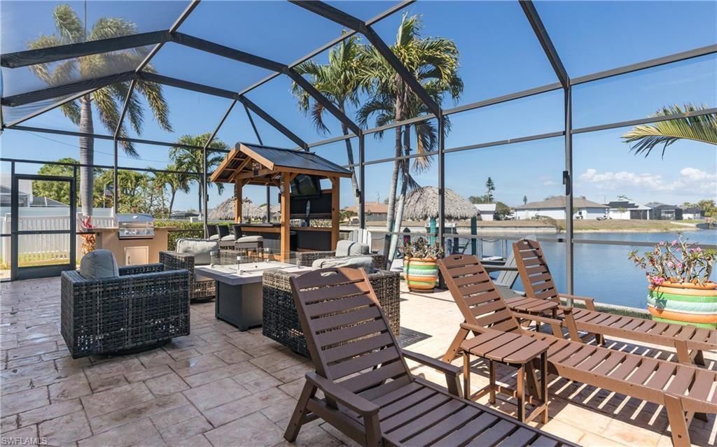 1505 SE 4th St, Cape Coral, FL 33990 Photo