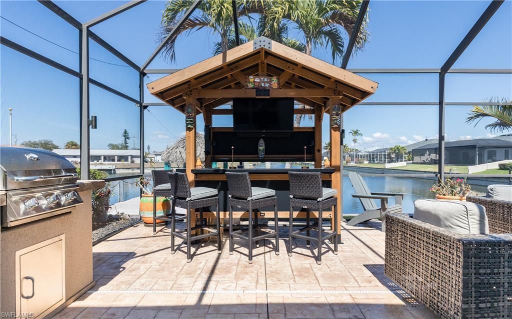 1505 SE 4th St, Cape Coral, FL 33990 Photo