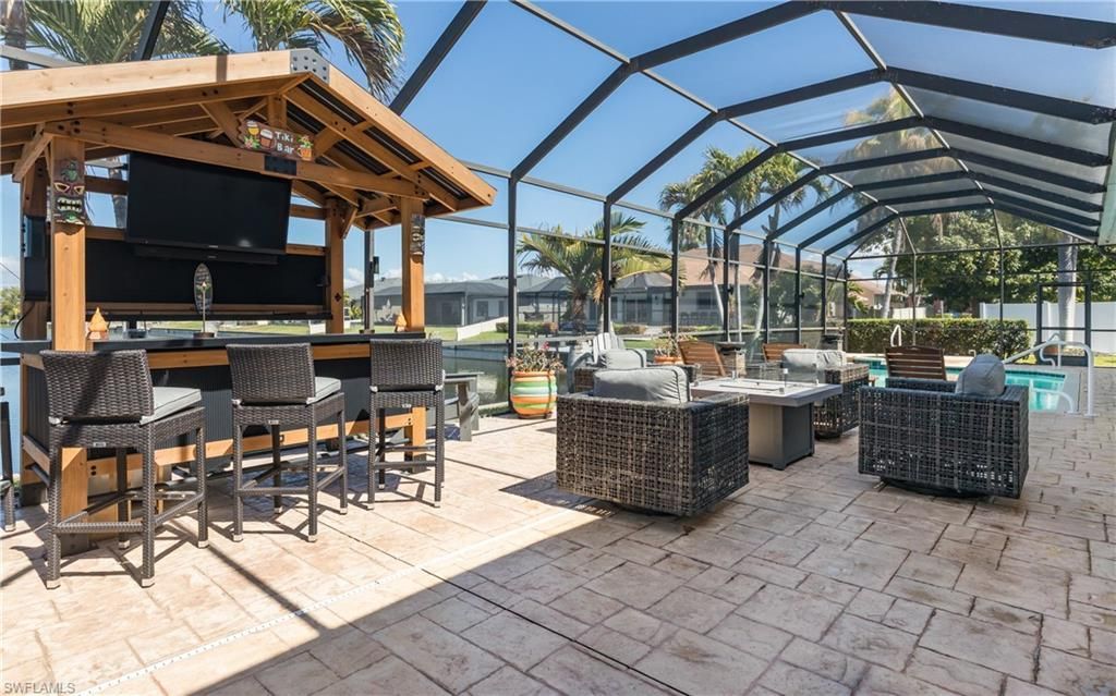 1505 SE 4th St, Cape Coral, FL 33990 Photo