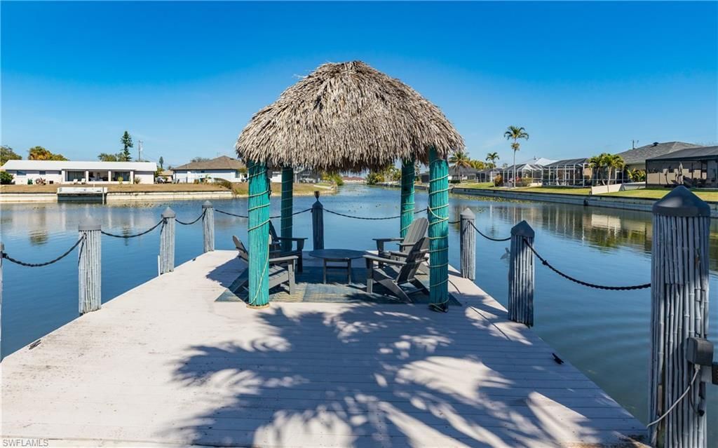 1505 SE 4th St, Cape Coral, FL 33990 Photo