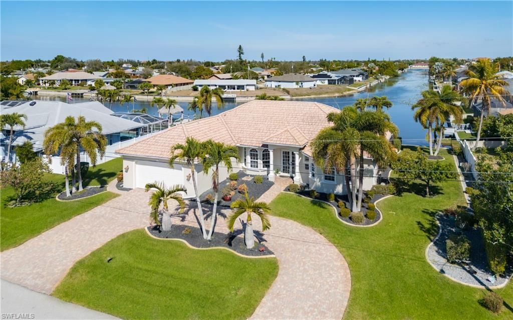 1505 SE 4th St, Cape Coral, FL 33990 Photo