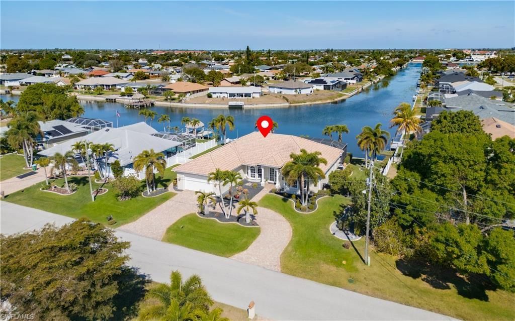 1505 SE 4th St, Cape Coral, FL 33990 Photo