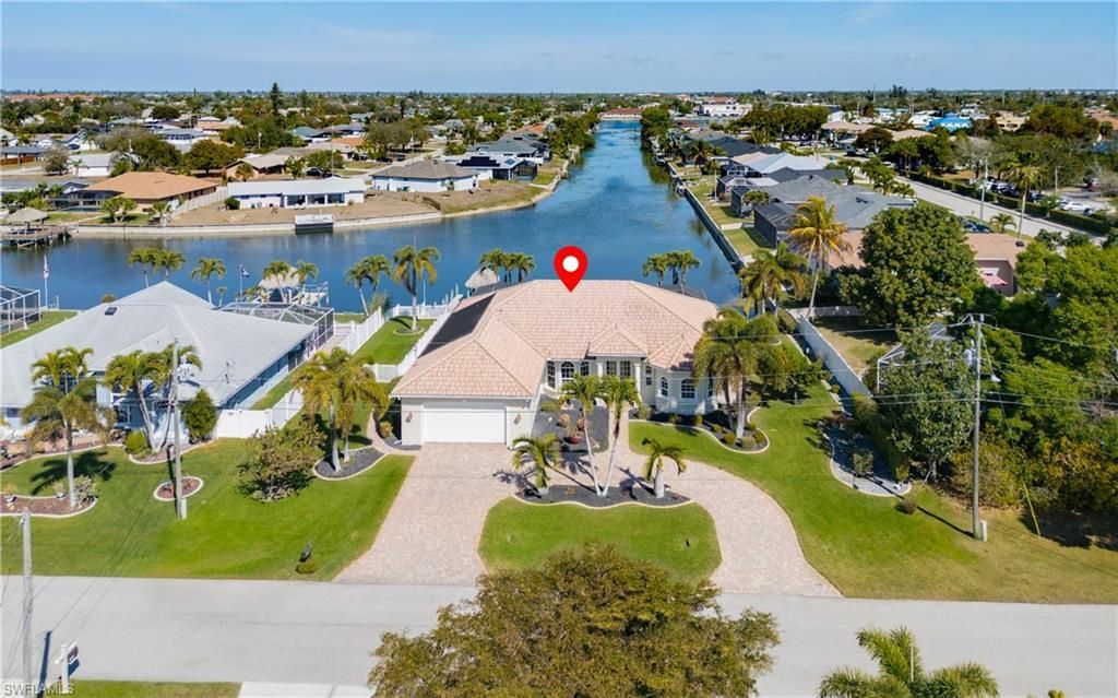 1505 SE 4th St, Cape Coral, FL 33990 Photo