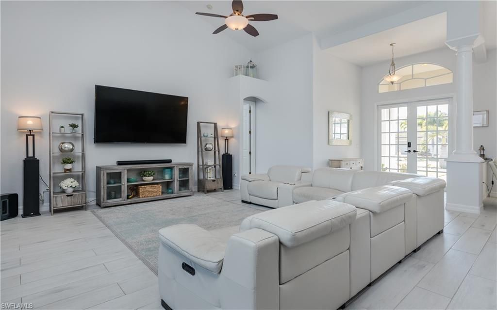 1505 SE 4th St, Cape Coral, FL 33990 Photo