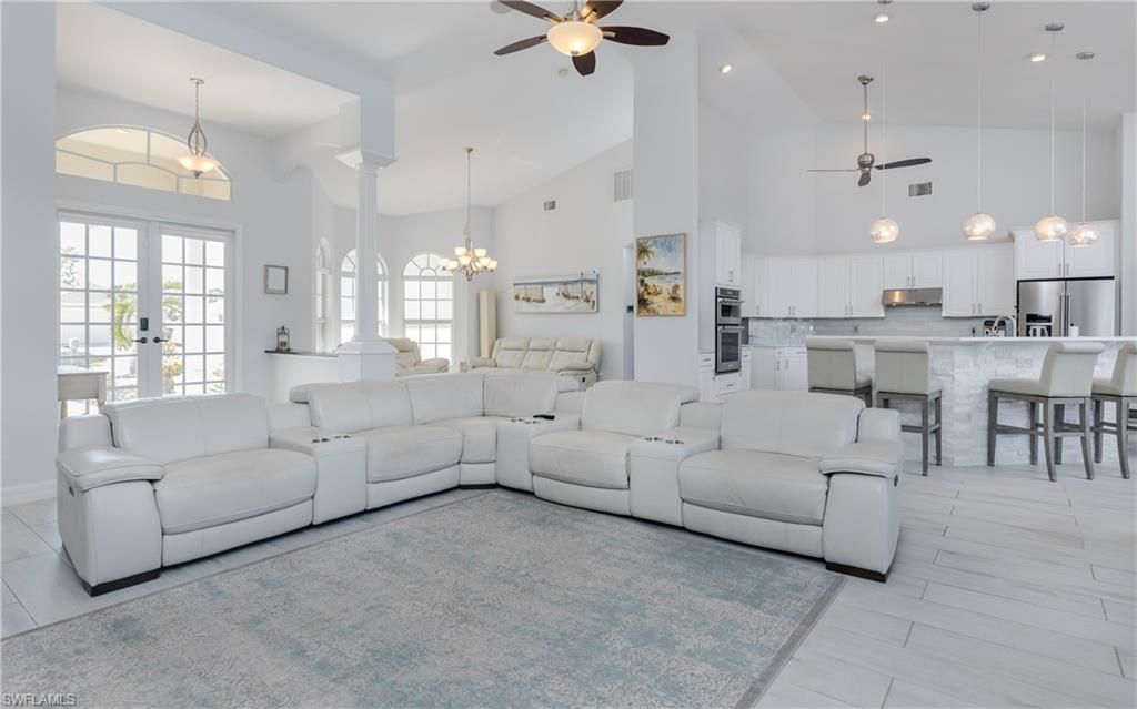 1505 SE 4th St, Cape Coral, FL 33990 Photo