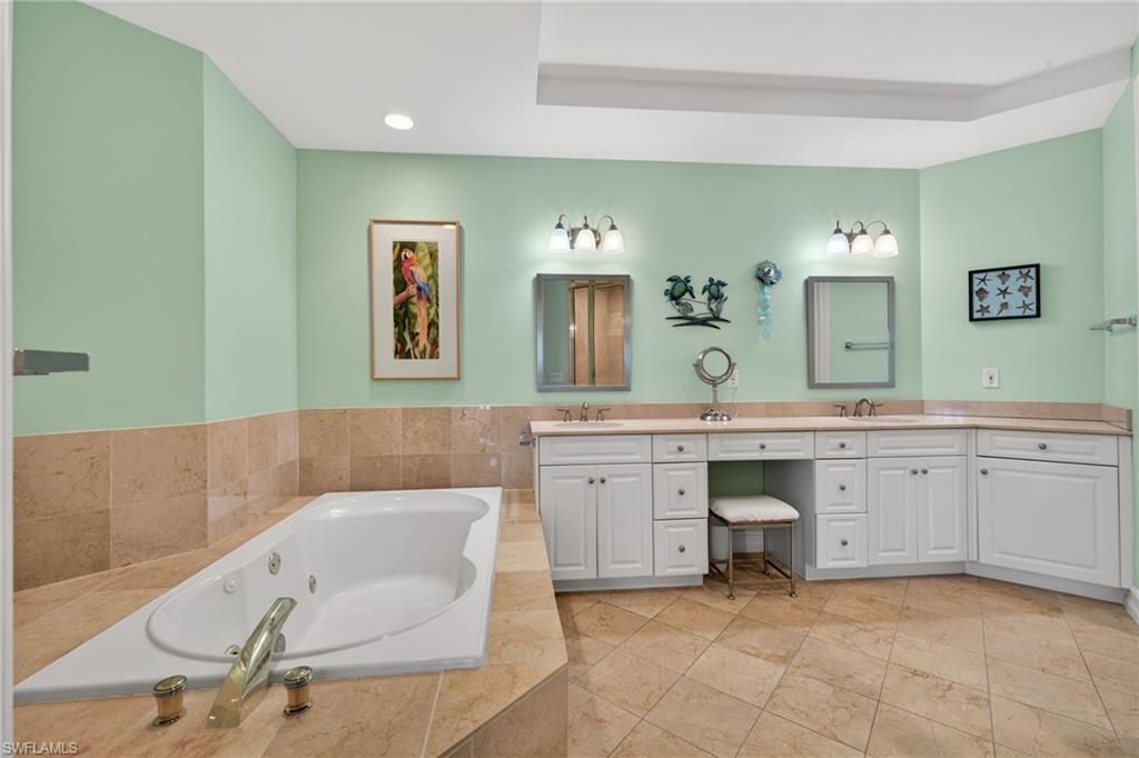 5675 Baltusrol Ct, Unit 1B, Sanibel, FL 33957 Photo