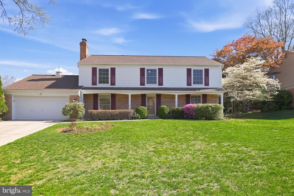 12721 Lincolnshire Drive, Potomac, MD 20854 Main Photo