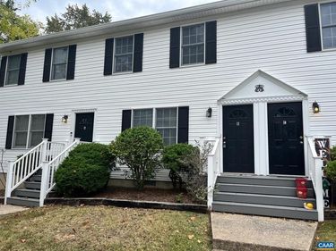 1388 5TH ST, Unit APT A, WAYNESBORO, VA 22980