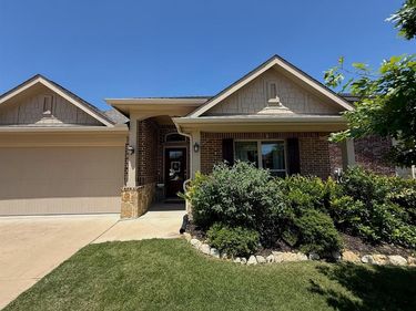 9324 Bronze Meadow Drive, Fort Worth, TX 76131
