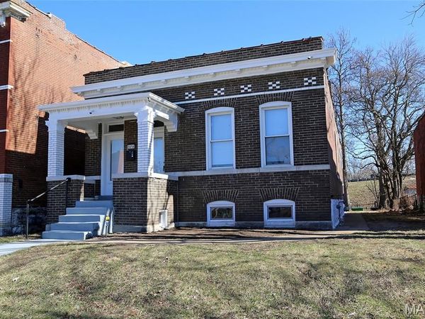 5614 S Compton Avenue, St Louis, MO 63111