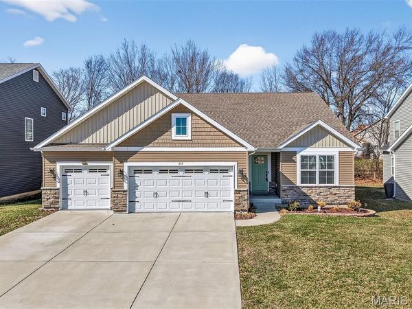 315 Creek Stone Drive, Lake St Louis, MO 63367
