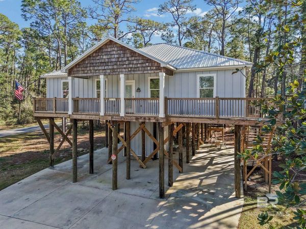 501 Conde Avenue, Dauphin Island, AL 36528