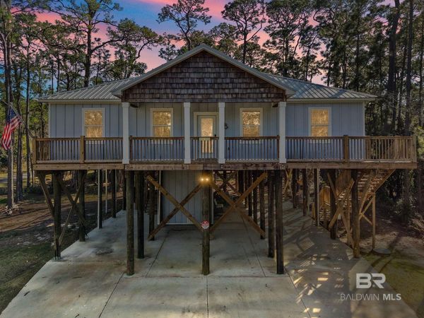 501 Conde Avenue, Dauphin Island, AL 36528