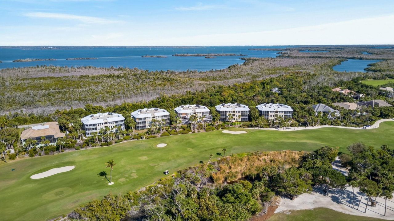 5675 Baltusrol Ct, Unit 1B, Sanibel, FL 33957 Photo