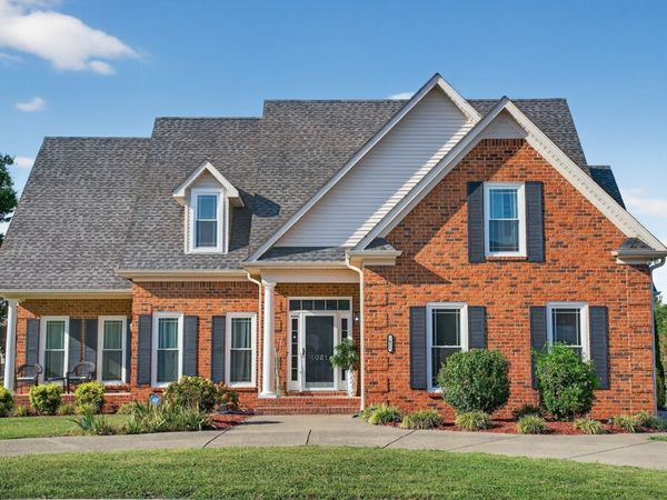 1021 Shoreham St , Murfreesboro, TN 37130