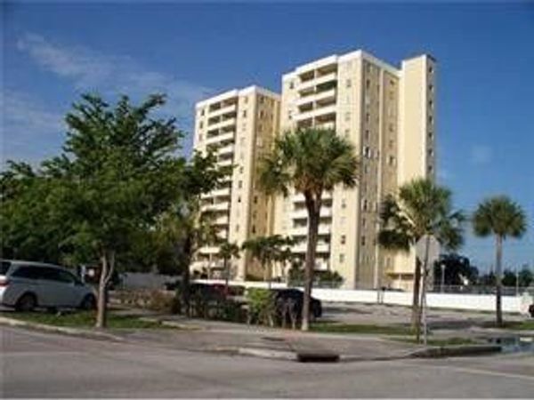 900 NE 18th Ave, Unit 608, Fort Lauderdale, FL 33304