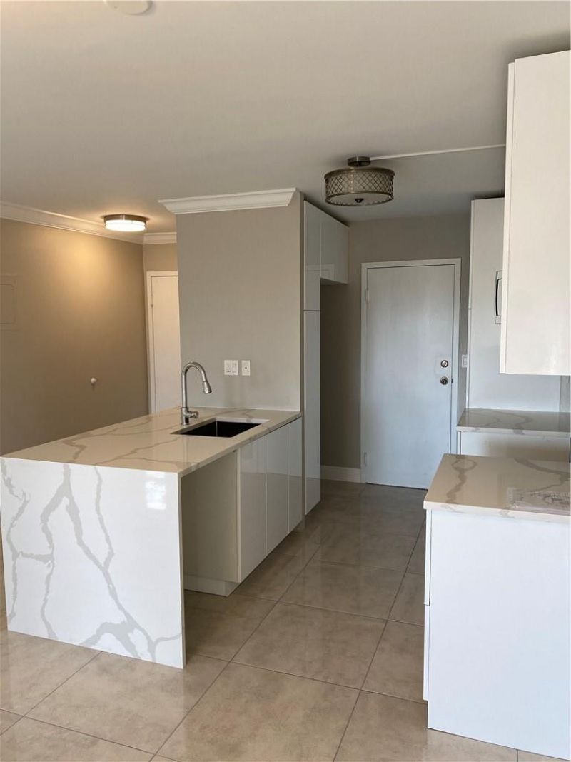 900 NE 18th Avenue, Unit 608, Fort Lauderdale, FL 33304 Photo