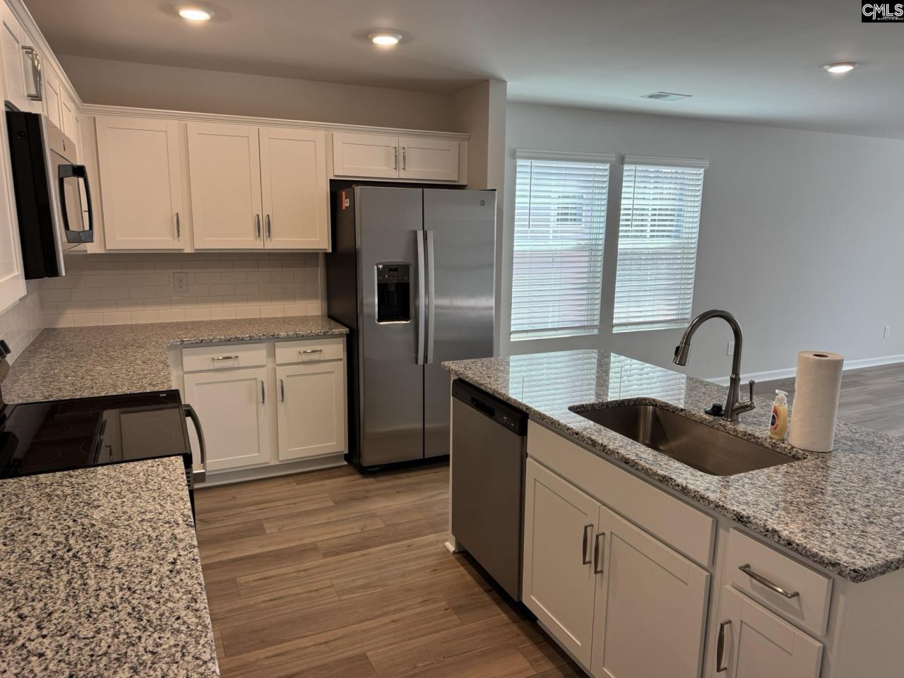 3020 Hallsdale Drive  Photo 5