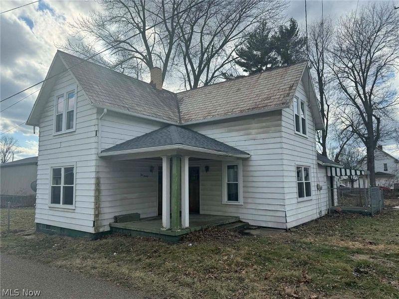 230 2nd Drive SW, New Philadelphia, OH 44663 Photo 2