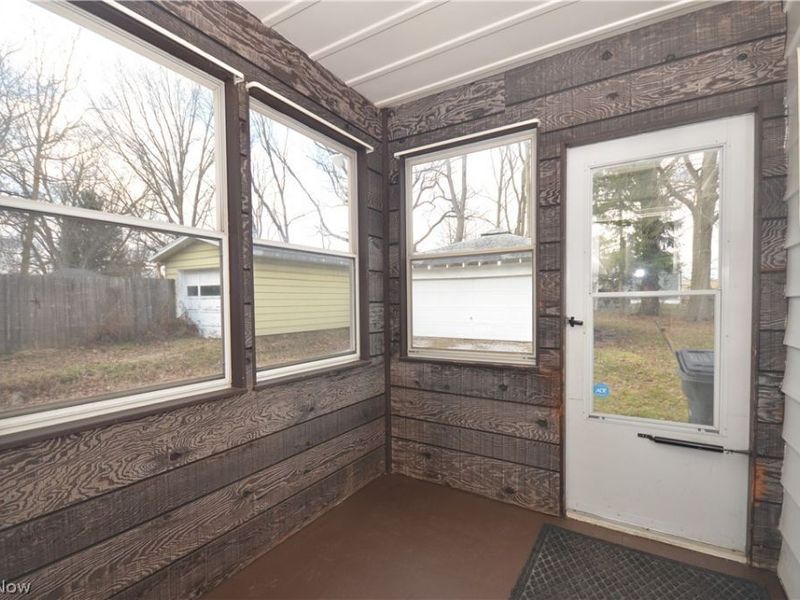 1591 Pilgrim Street, Akron, OH 44305 Photo 12