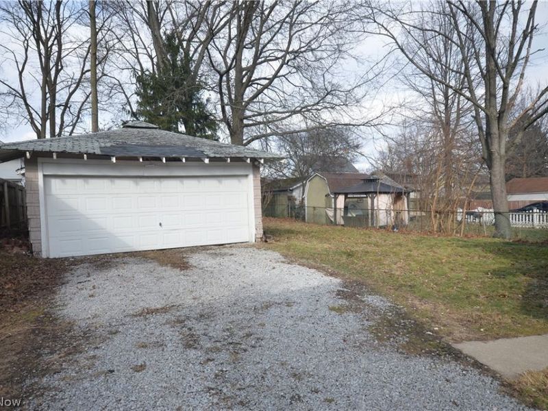 1591 Pilgrim Street, Akron, OH 44305 Photo 28