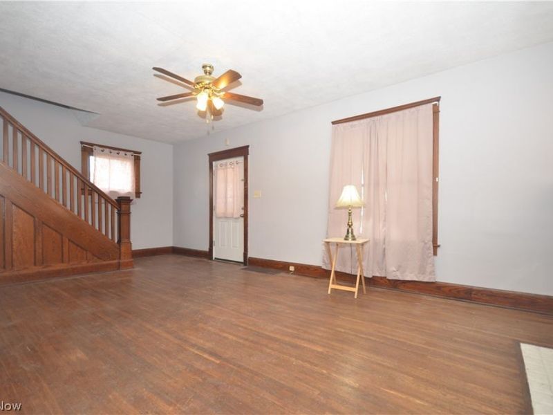 1591 Pilgrim Street, Akron, OH 44305 Photo 3