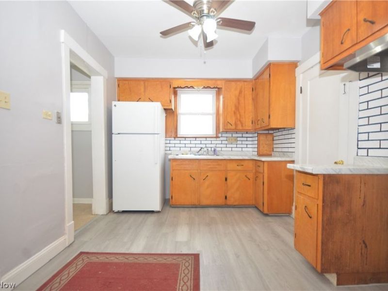 1591 Pilgrim Street, Akron, OH 44305 Photo 8