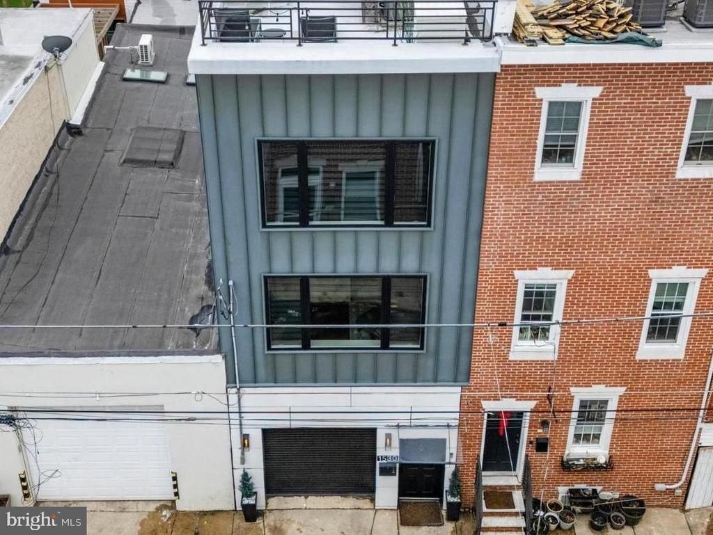 1530 E Hewson Street, Philadelphia, PA 19125 Main Photo