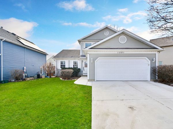 1281 Old Timber Court, Hoffman Estates, IL 60192