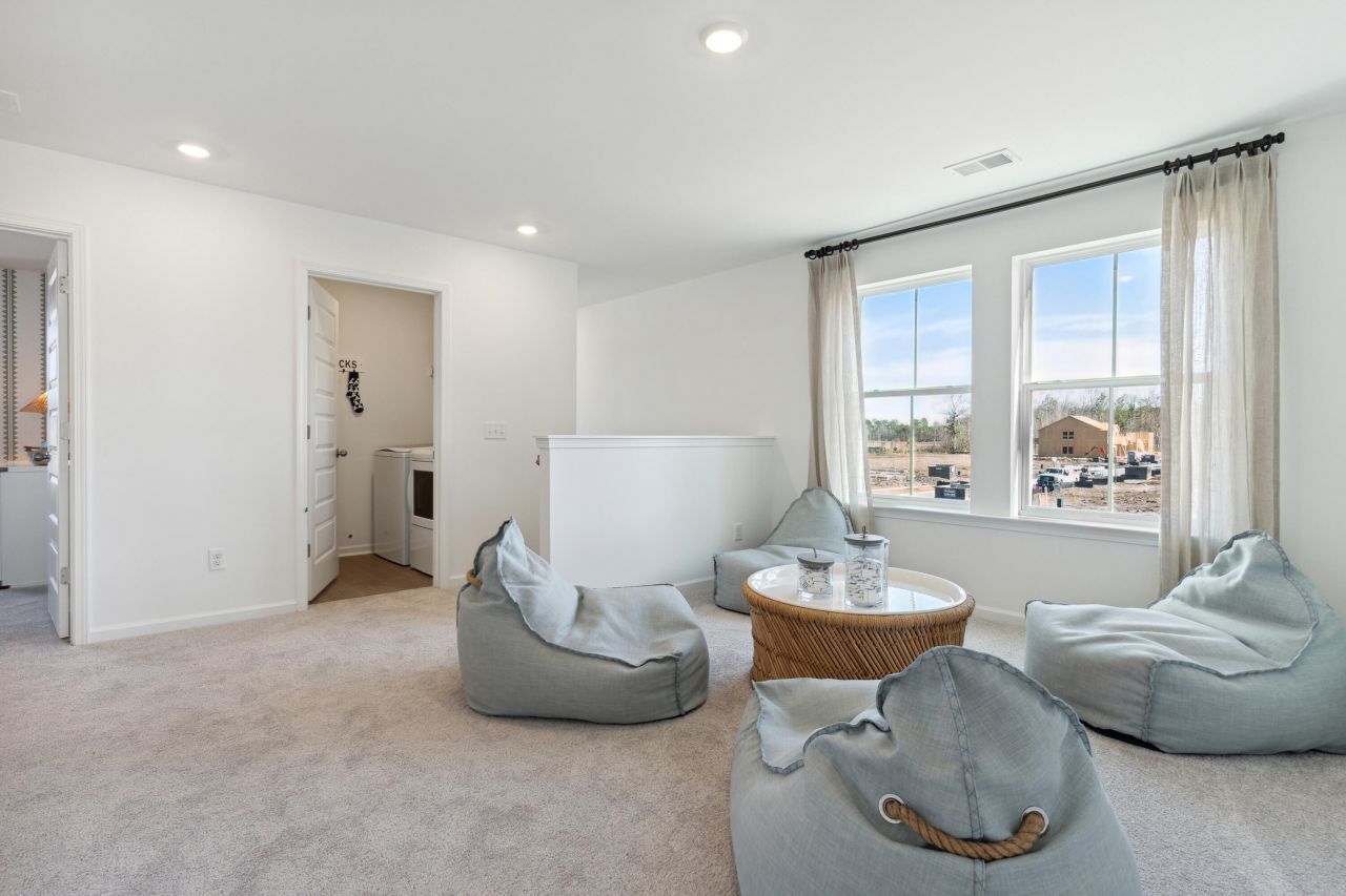 1043 Patagonia Street Photo 16