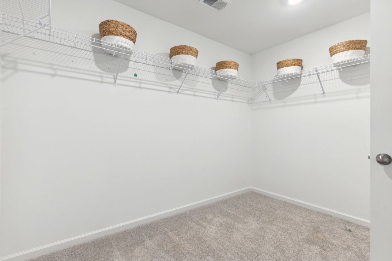 1043 Patagonia Street Photo 20