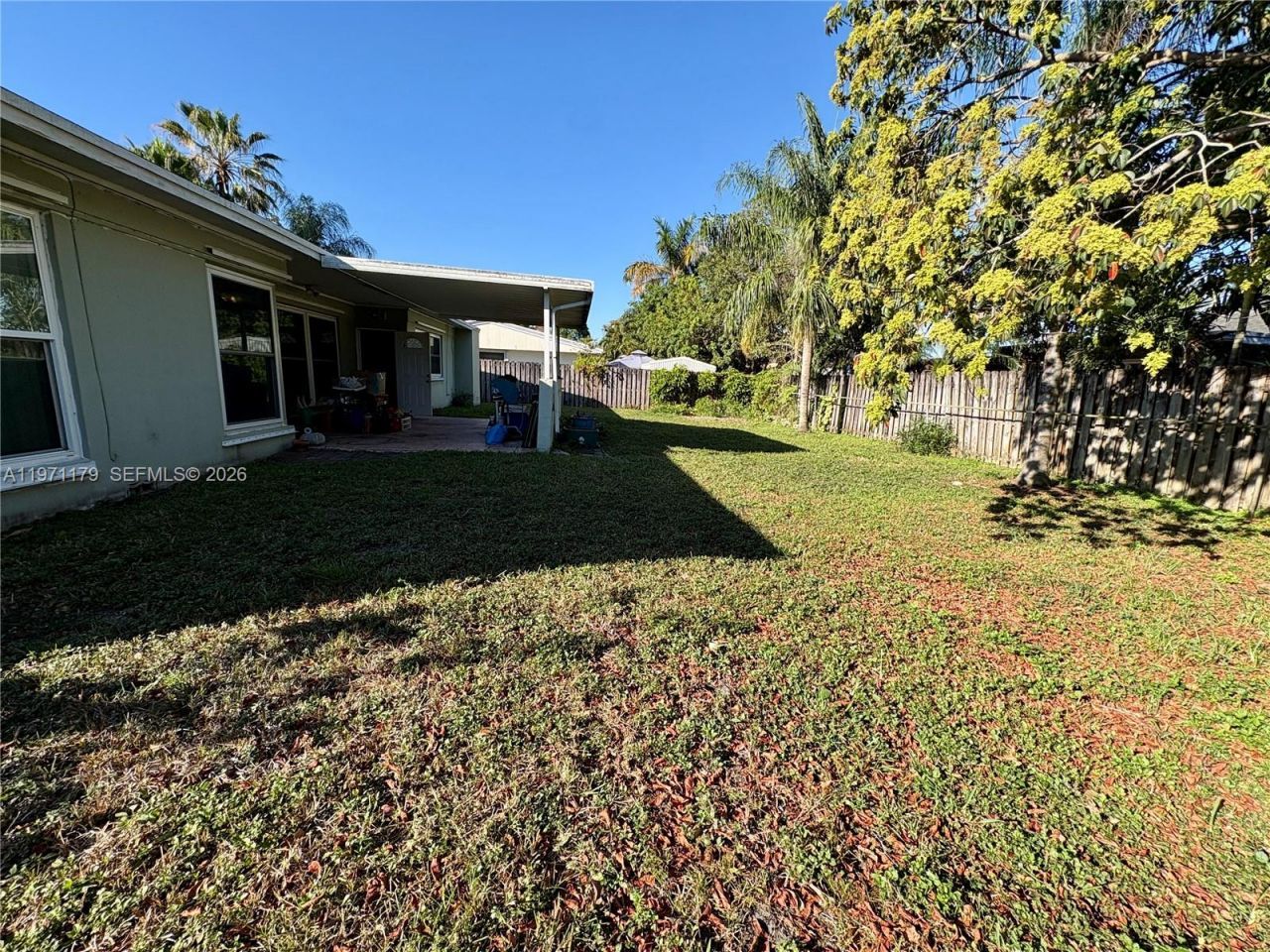 4948 SW 90th Ter, Cooper City, FL 33328 Photo