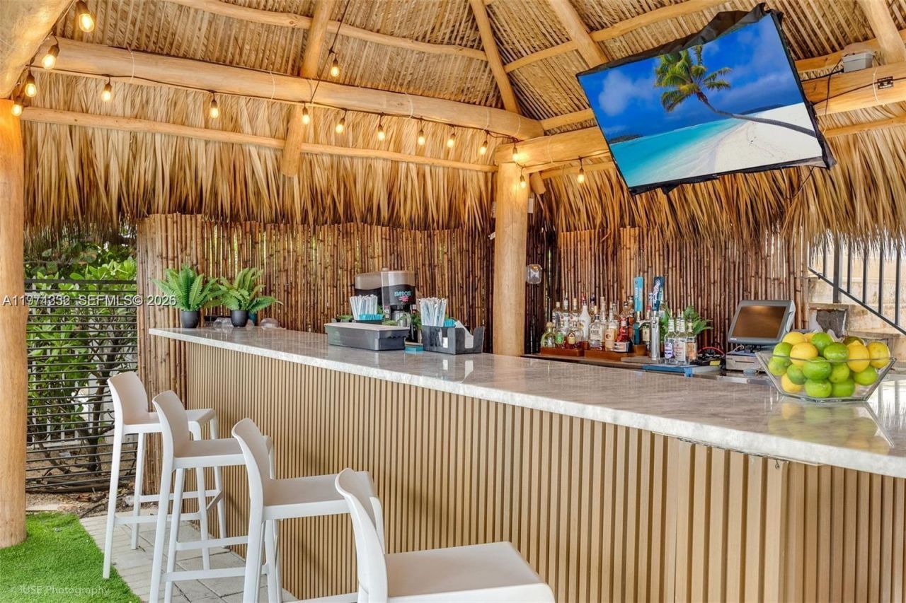 18683 Collins Ave , Unit 1403, Sunny Isles Beach, FL 33160 Photo