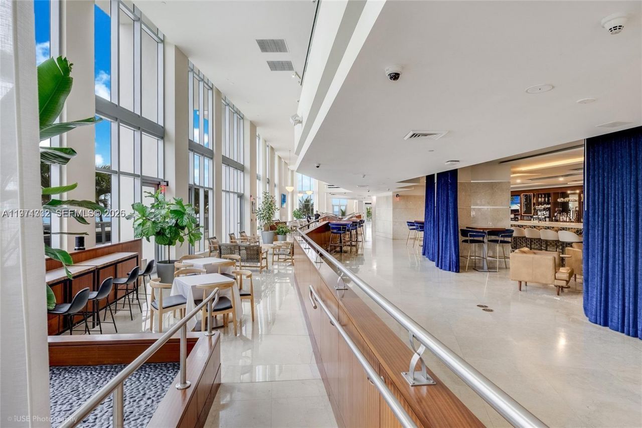 18683 Collins Ave , Unit 1403, Sunny Isles Beach, FL 33160 Photo