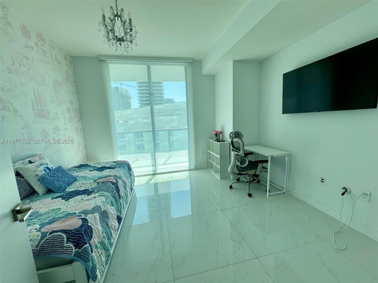 79 SW 12th St , Unit 1806, Miami, FL 33130 Photo